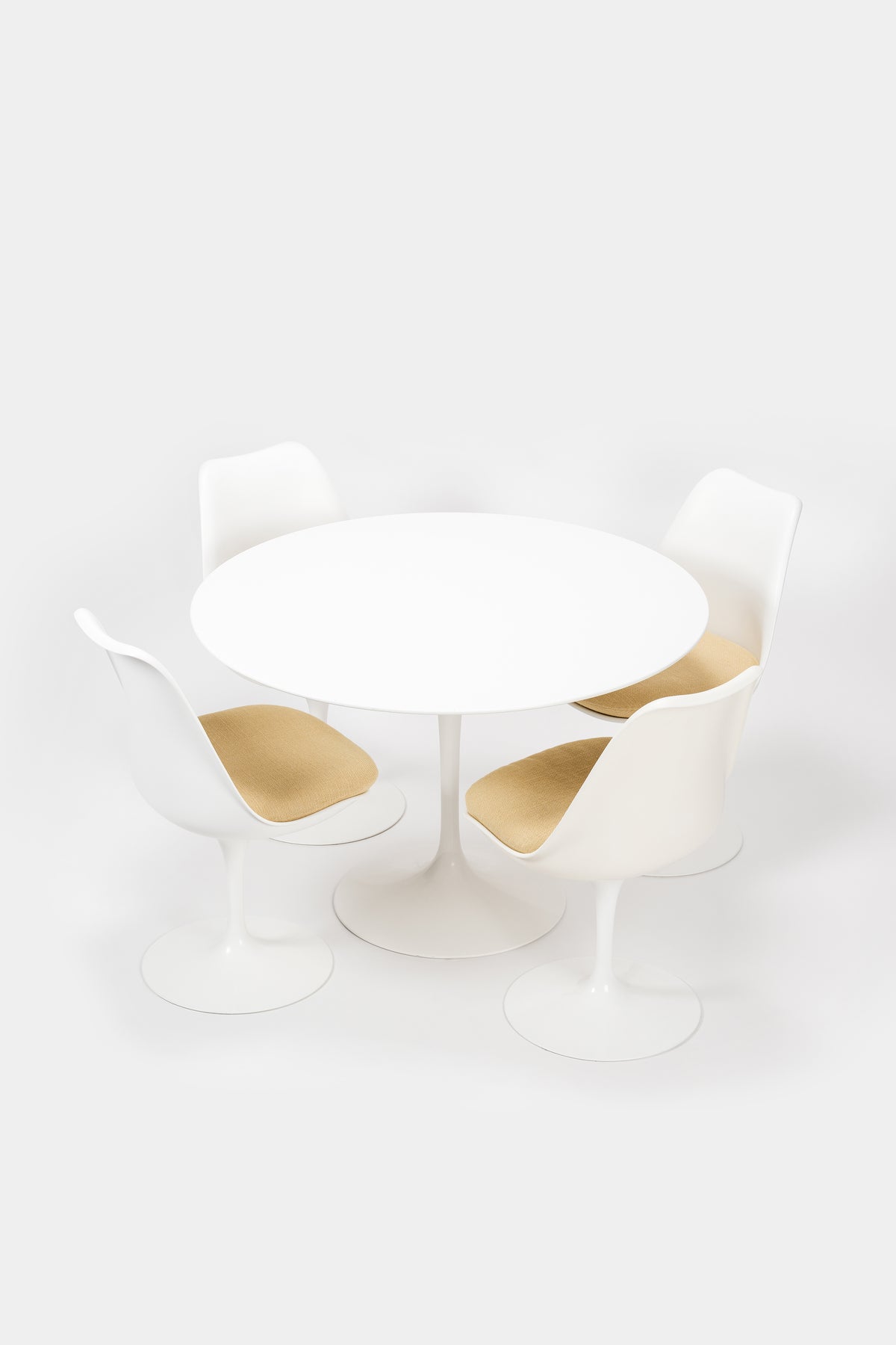 Eero Saarinen Esstisch Set, Knoll, 70er