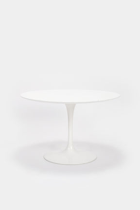 Eero Saarinen Club Table, Knoll International, 70s