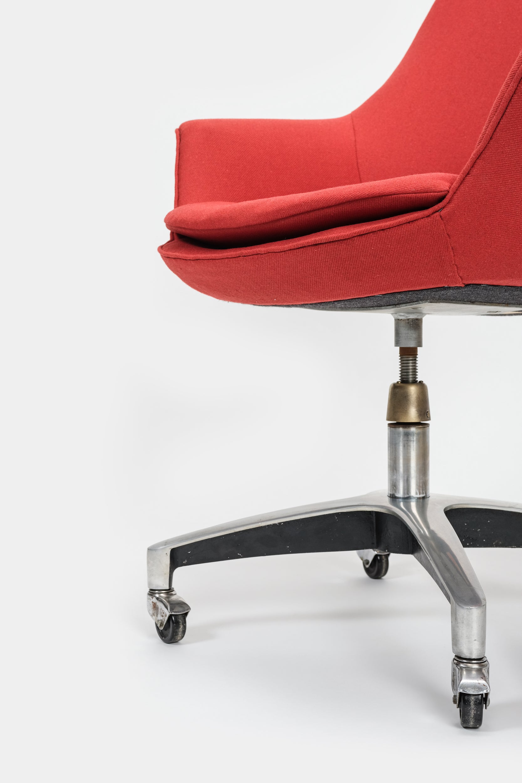 Eero Saarinen Office Chair, Girsberger / Knoll, 50s
