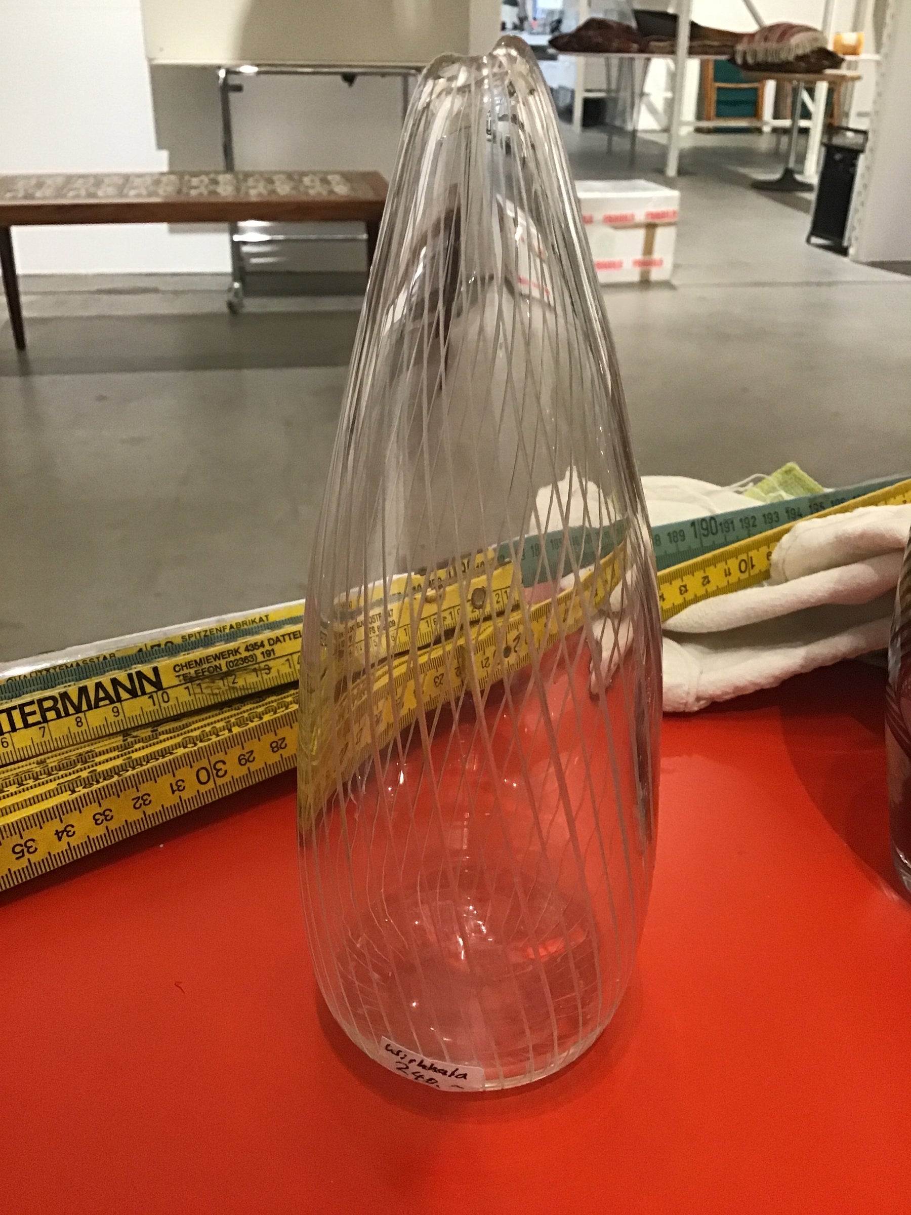 Tapio Wirkkala, Iittala, Gravierte Glas Vase J1673, Finland, 50er