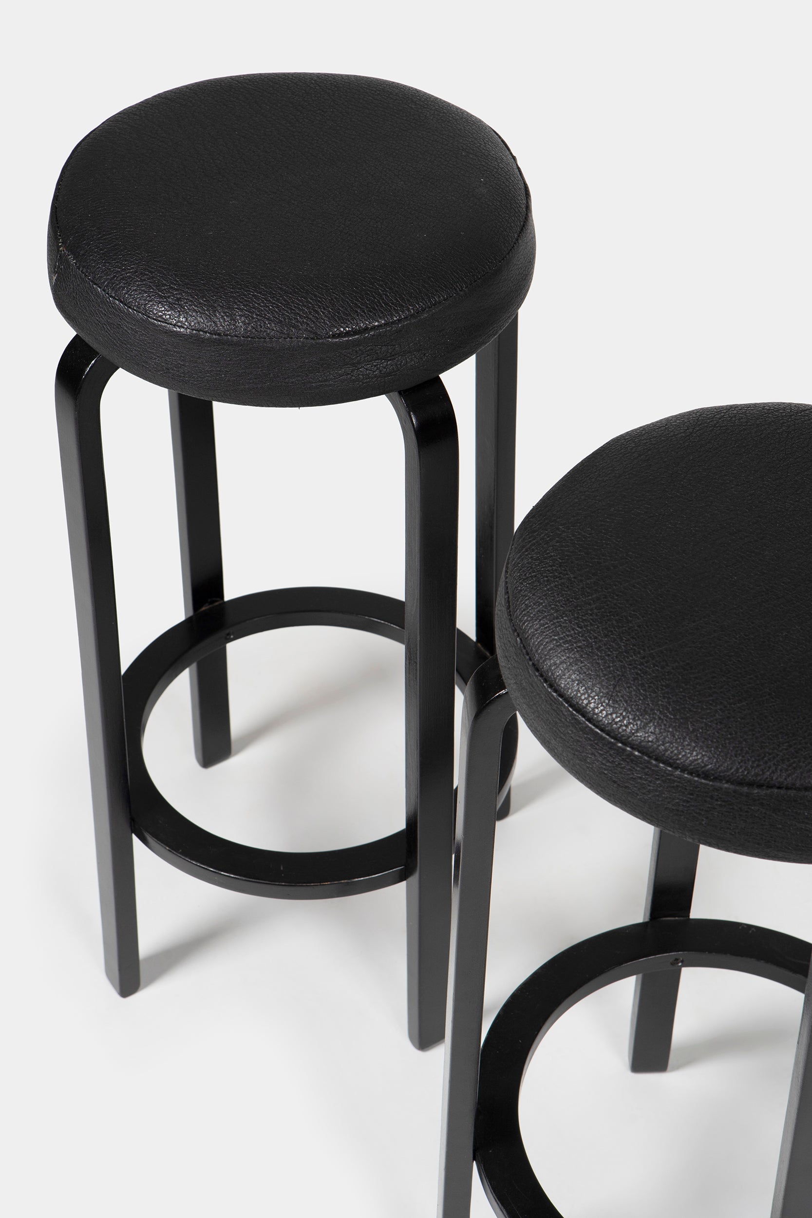 Alvar Aalto, Buffalo Leather, Artek, Model 64, 40s