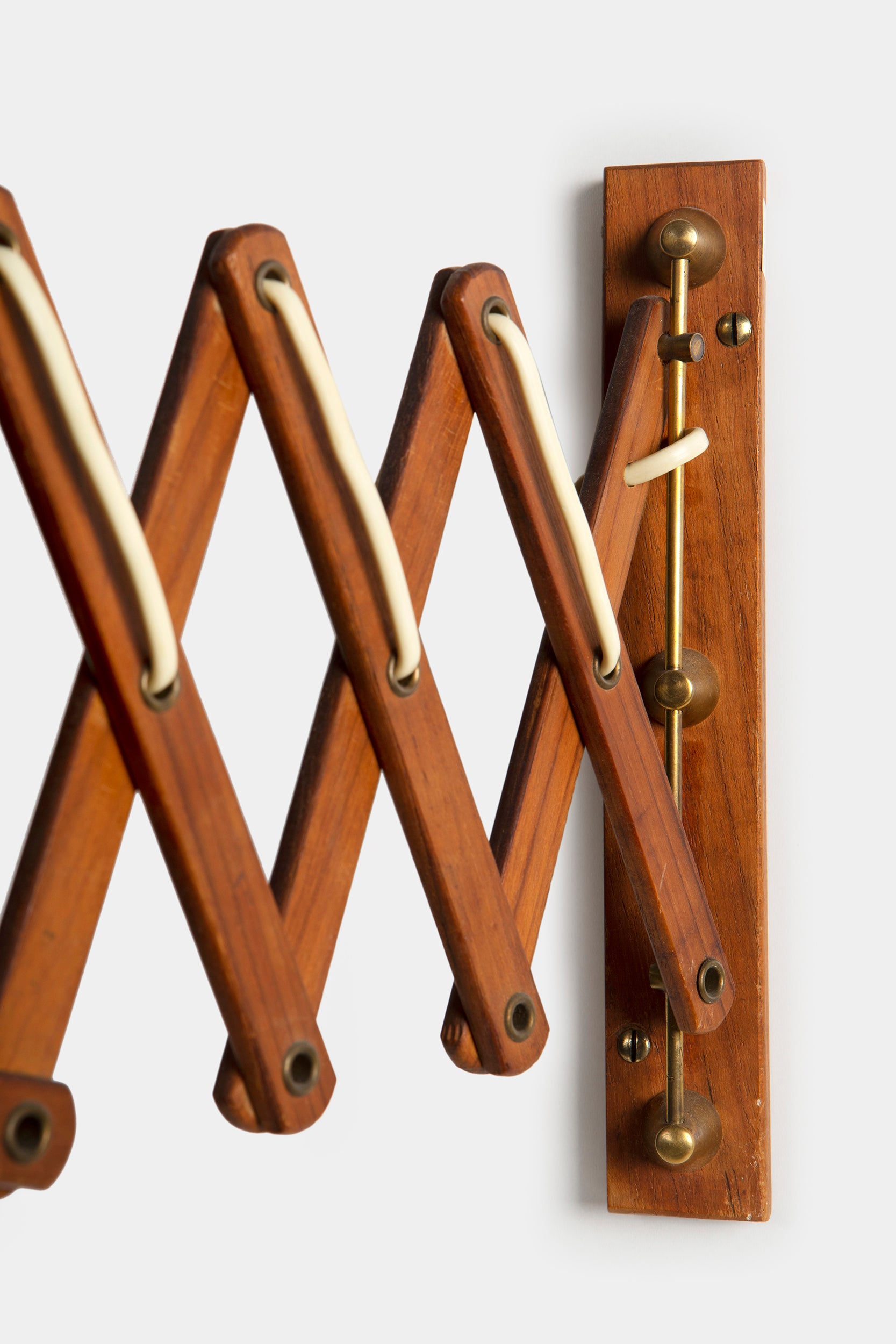 Le Klint scissors wall lamp, Erik Hansen, Denmark, 50s
