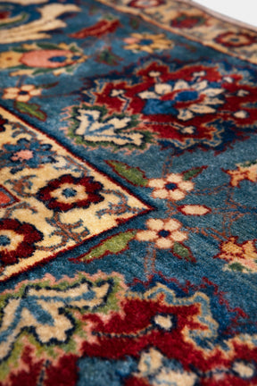 Large Tabriz carpet, Persia, 20s