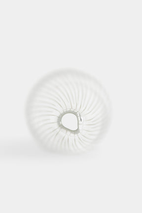 Tapio Wirkkala, Iittala, Gravierte Glas Vase J1673, Finland, 50er