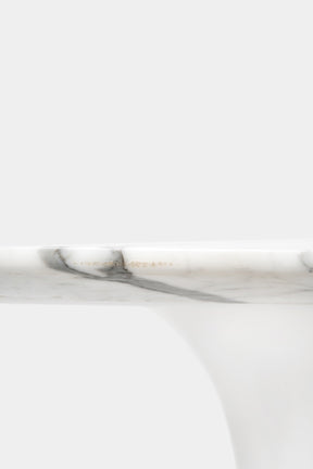 Eero Saarinen Marmortisch und 6 Tulip Stuhlen 1950