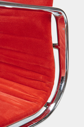 2 Charles & Ray Eames, Vitra, EA 108, Aluminium Stühle, 70er