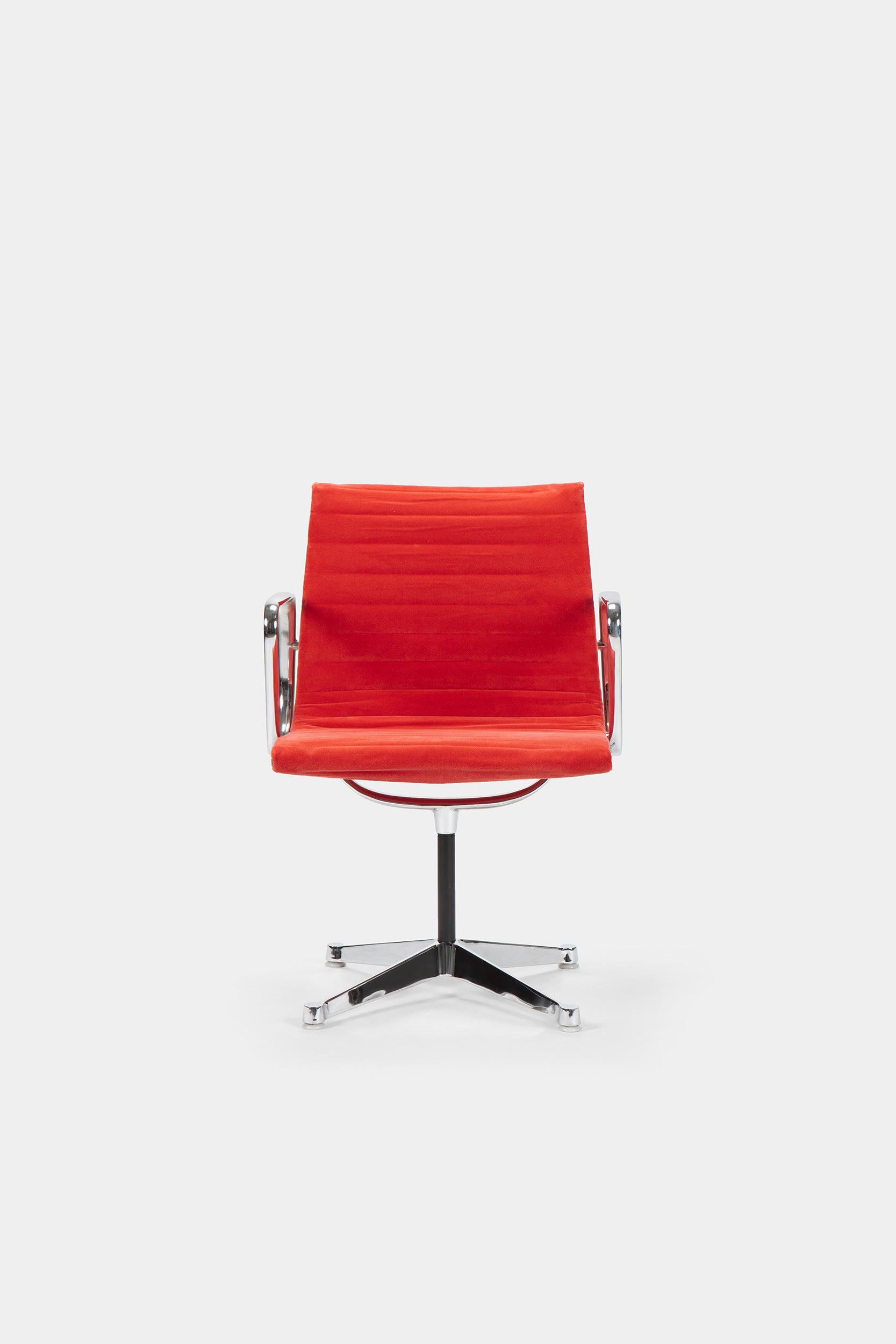 2 Charles & Ray Eames, Vitra, EA 108, Aluminium Stühle, 70er