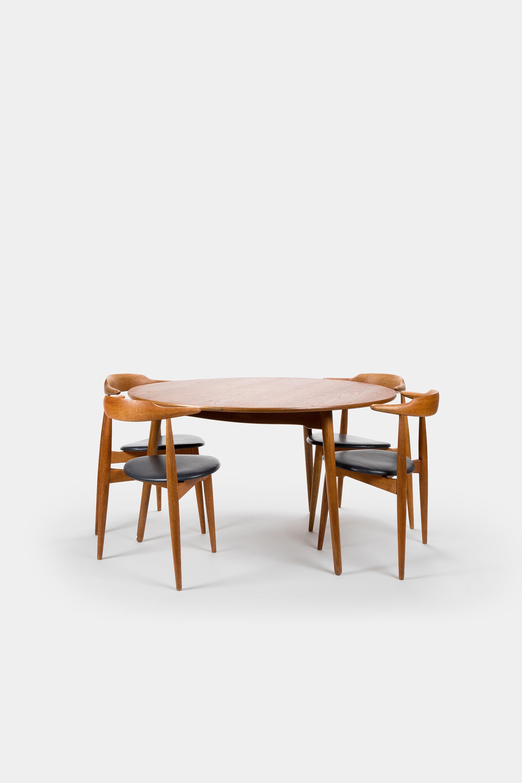 Heart Group Dining Group Hans Wegner for Fritz Hansen 50s