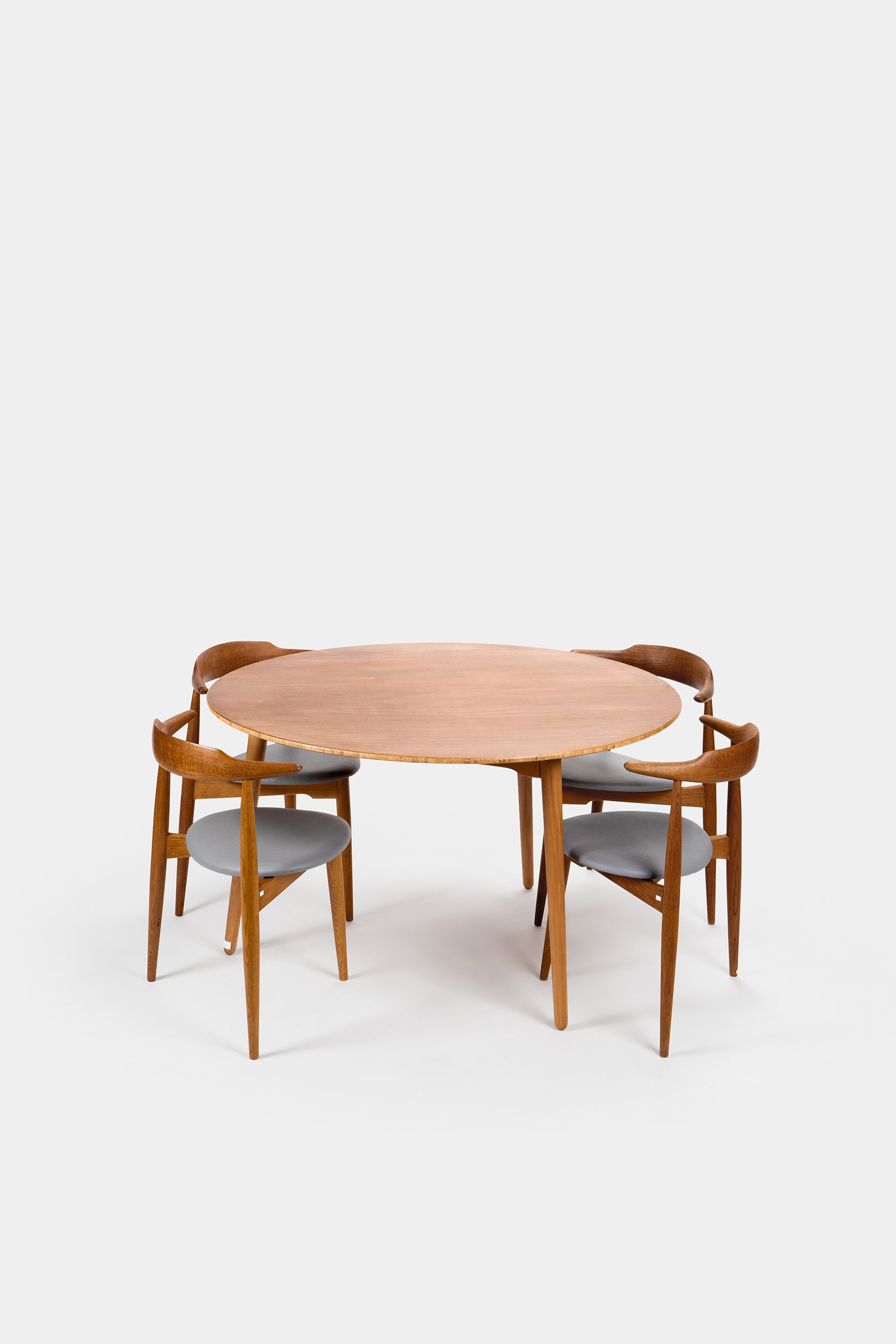 Heart Group, dining group, Hans Wegner for Fritz Hansen, 50s
