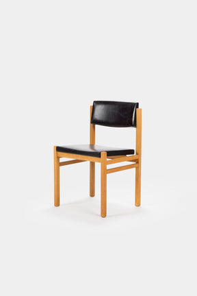 Set with 4 Hermann Baur chairs, oak and leather 60s