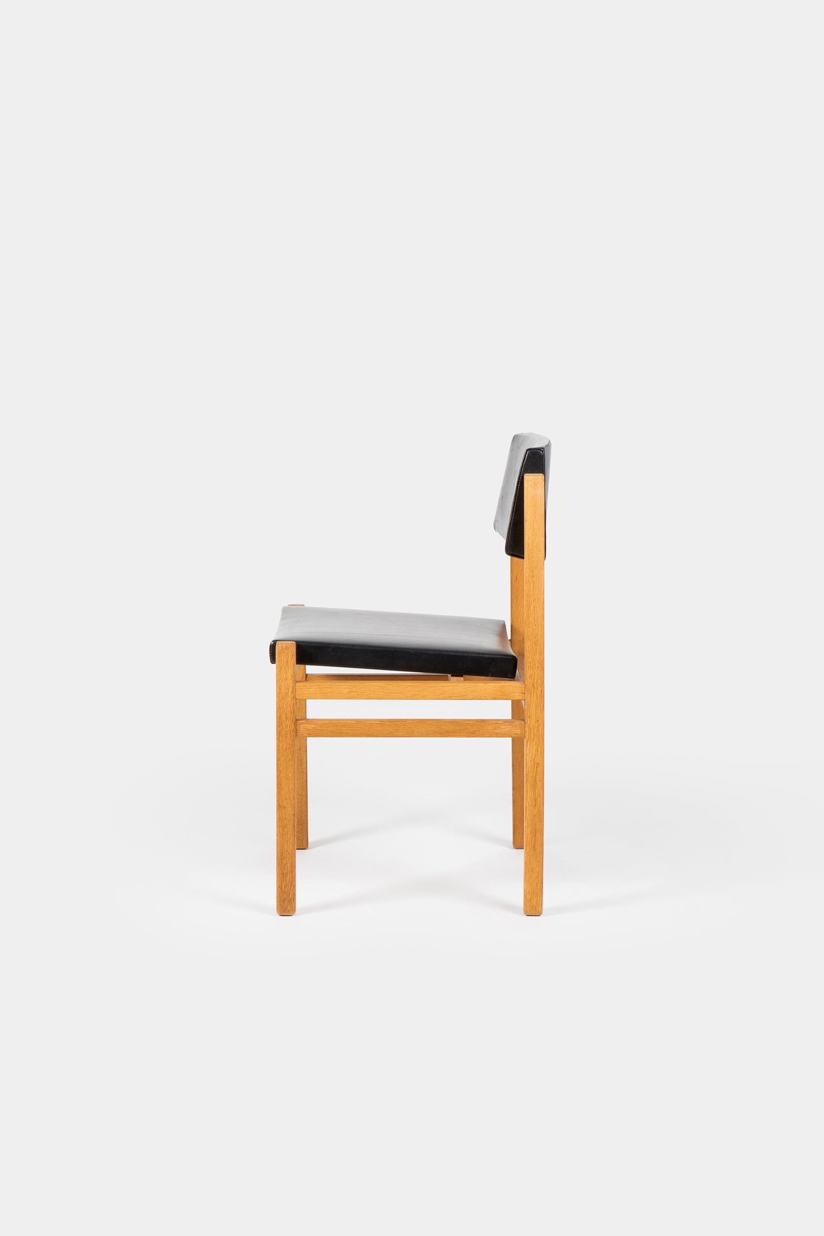 Set with 4 Hermann Baur chairs, oak and leather 60s