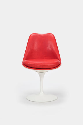 Eero Saarinen, Tulip Chair Model No. 151, Rotatable, Knoll International, 1956