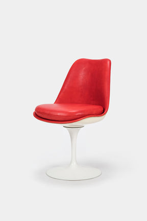 Eero Saarinen, Tulip Chair Model No. 151, Rotatable, Knoll International, 1956