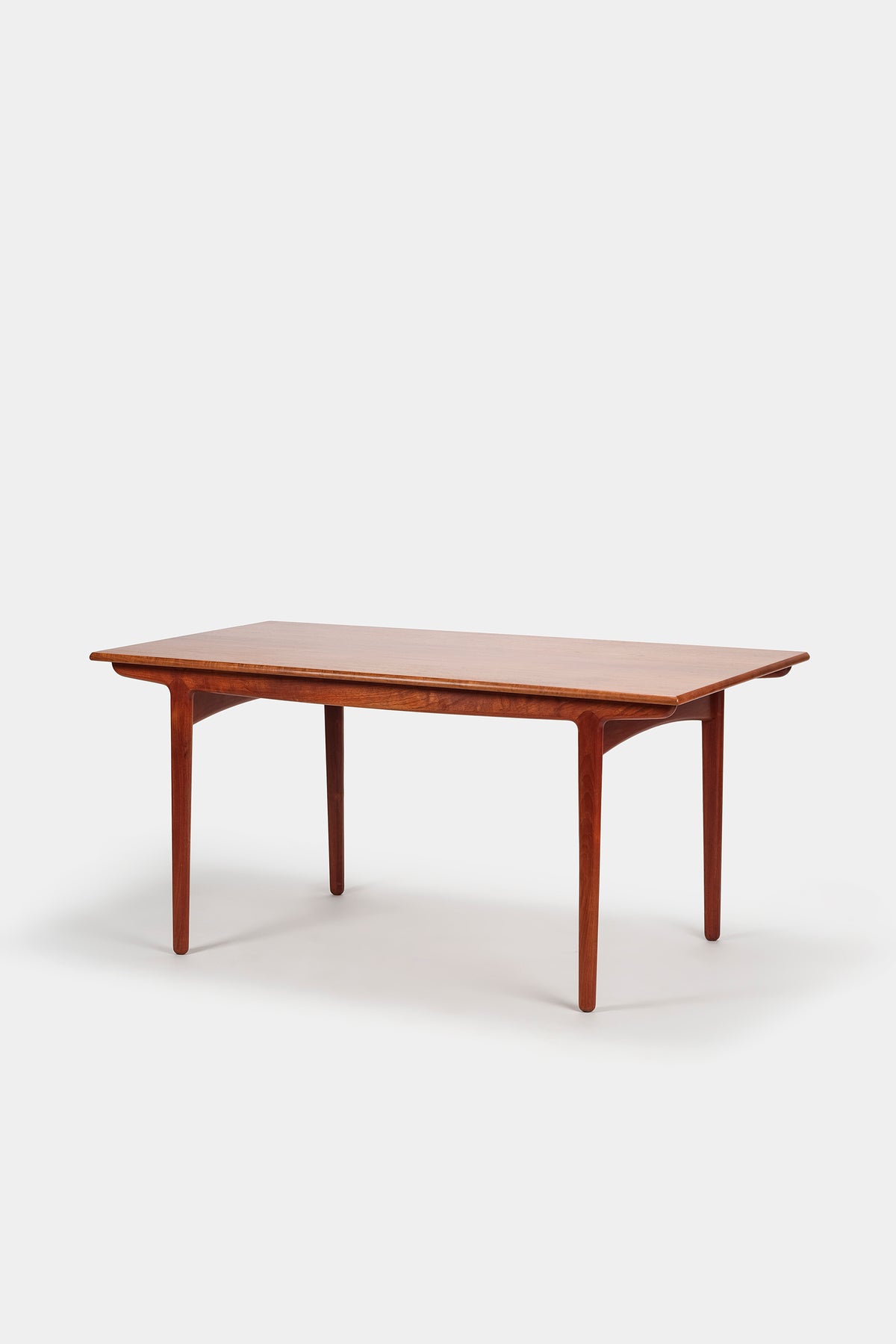 Ejnar Larsen & Aksel Bender Madsen, Table 1636, Extendable, Denmark, 60s