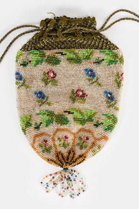 Glass bead bag, around 1900, French