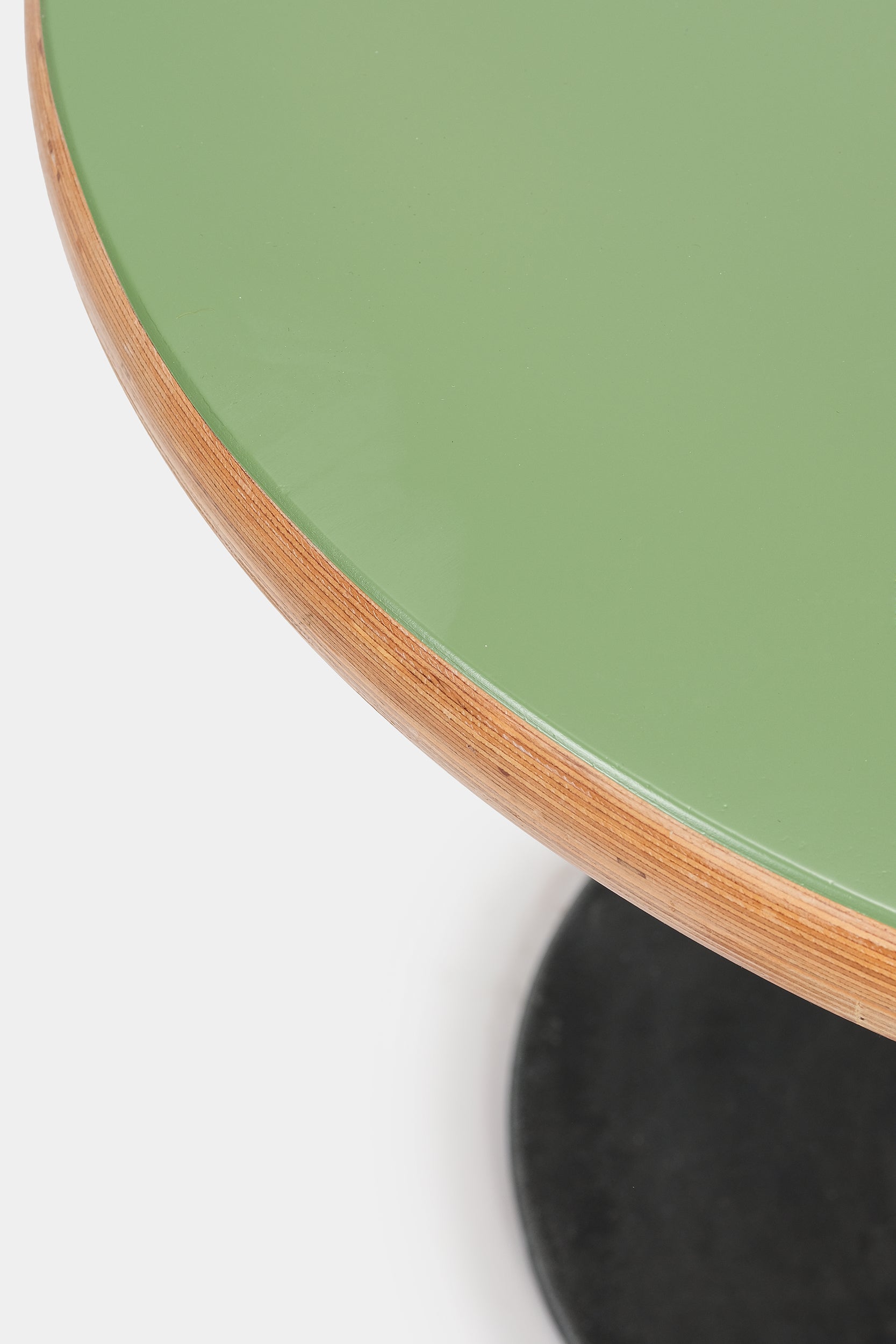 Hans Eichenberger, "Heto" Bistrotisch in Olivgrün, Dietiker, Schweiz, 60er