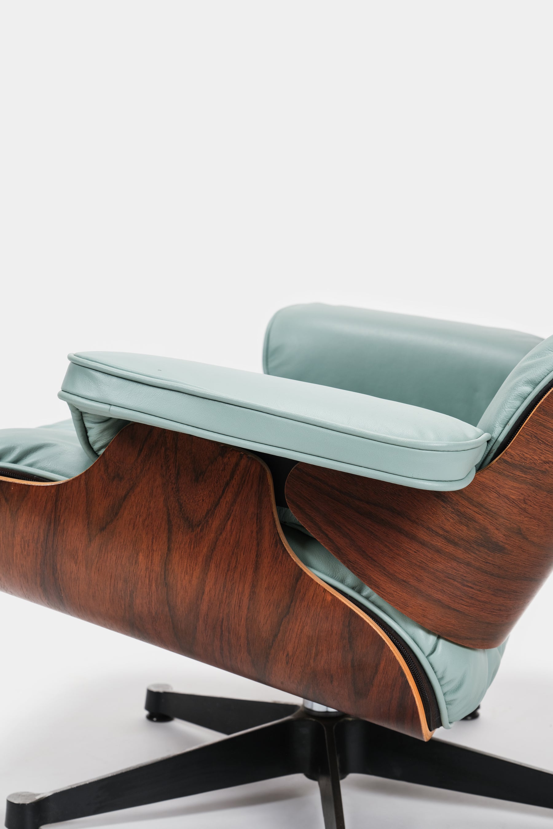 Charles and Ray Eames Lounge Chair and Ottoman, USA, 70s
