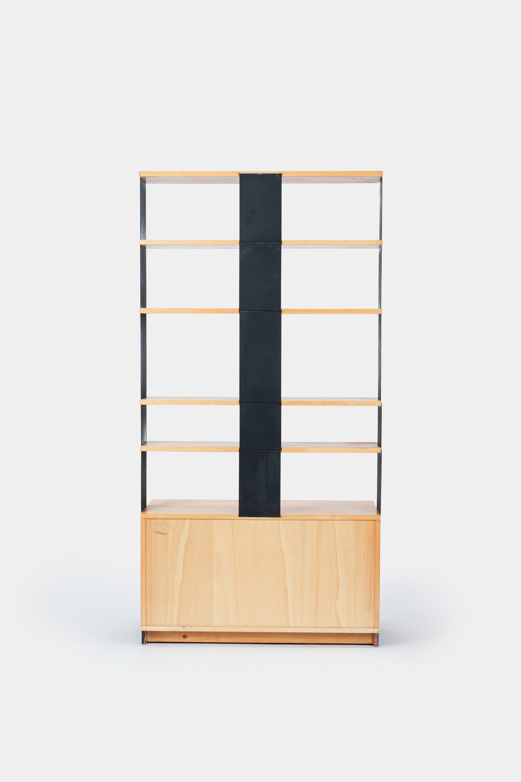 Wilhelm Kienzle, Model 132, Embru, Schweiz, 30er