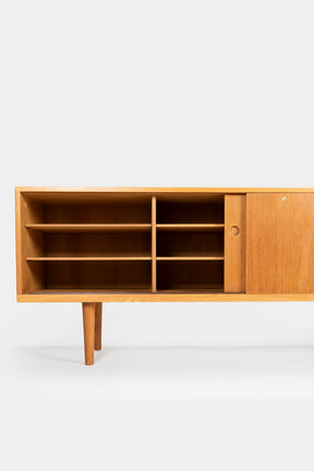 Hans J. Wegner, Ry Møbler, Sideboard Modell Ry-26, Dänemark, 60er