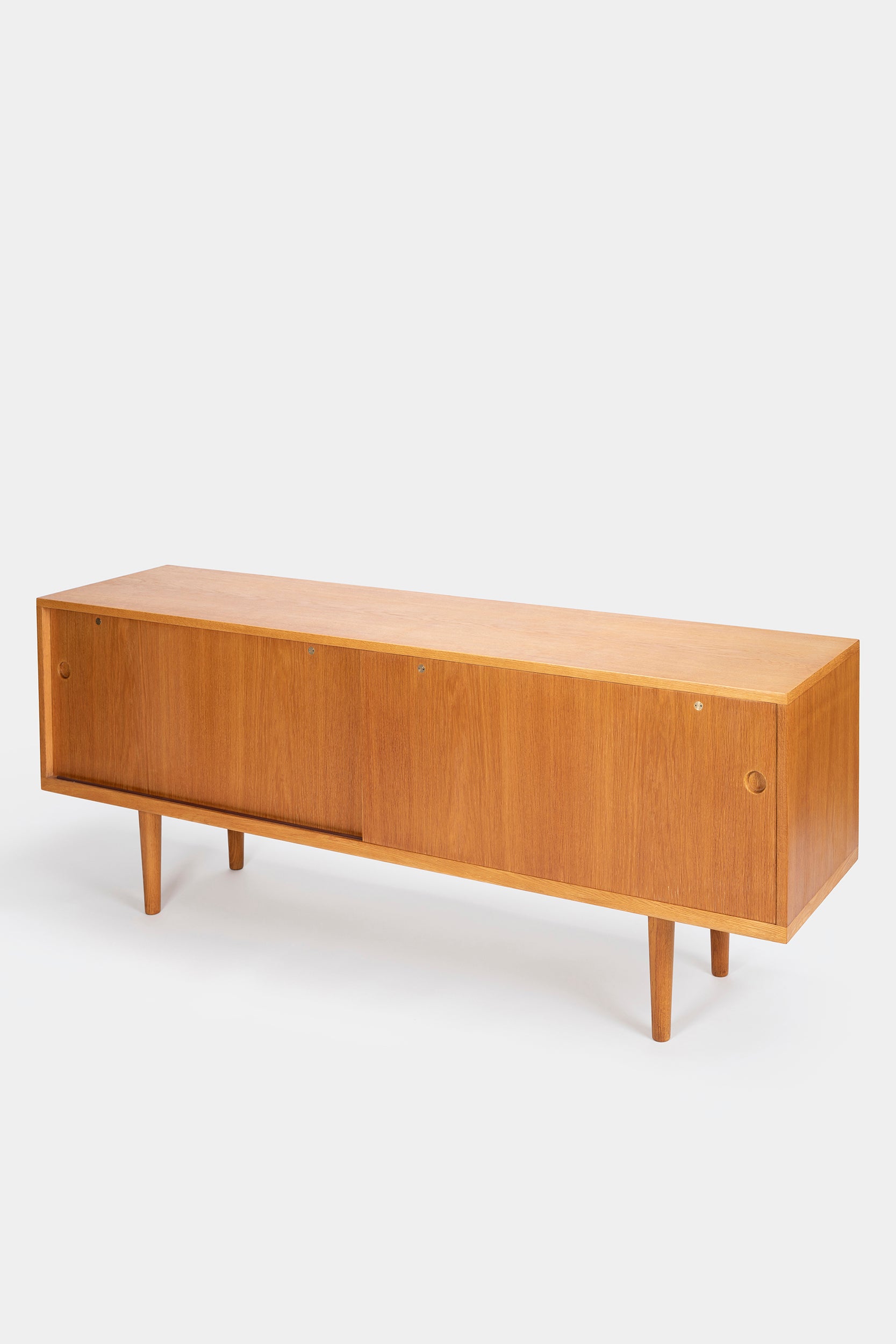 Hans J. Wegner, Ry Møbler, Sideboard Modell Ry-26, Dänemark, 60er