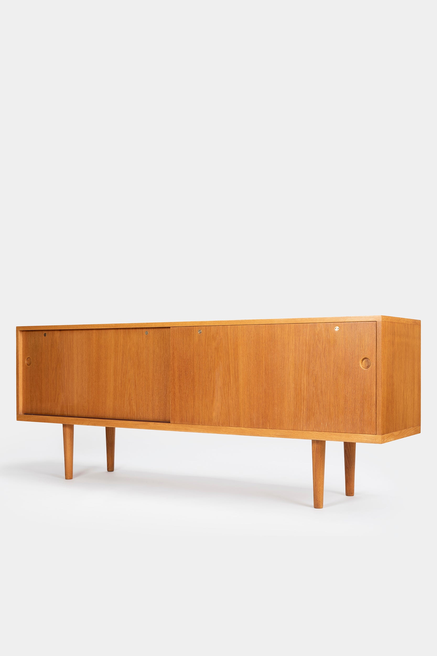 Hans J. Wegner, Ry Møbler, Sideboard Modell Ry-26, Dänemark, 60er