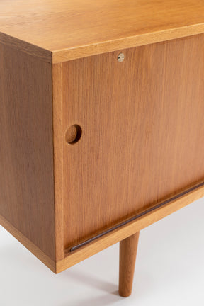 Hans J. Wegner, Ry Møbler, Sideboard Modell Ry-26, Dänemark, 60er