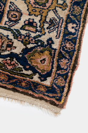 Qashqai Shiraz Carpet, 20s