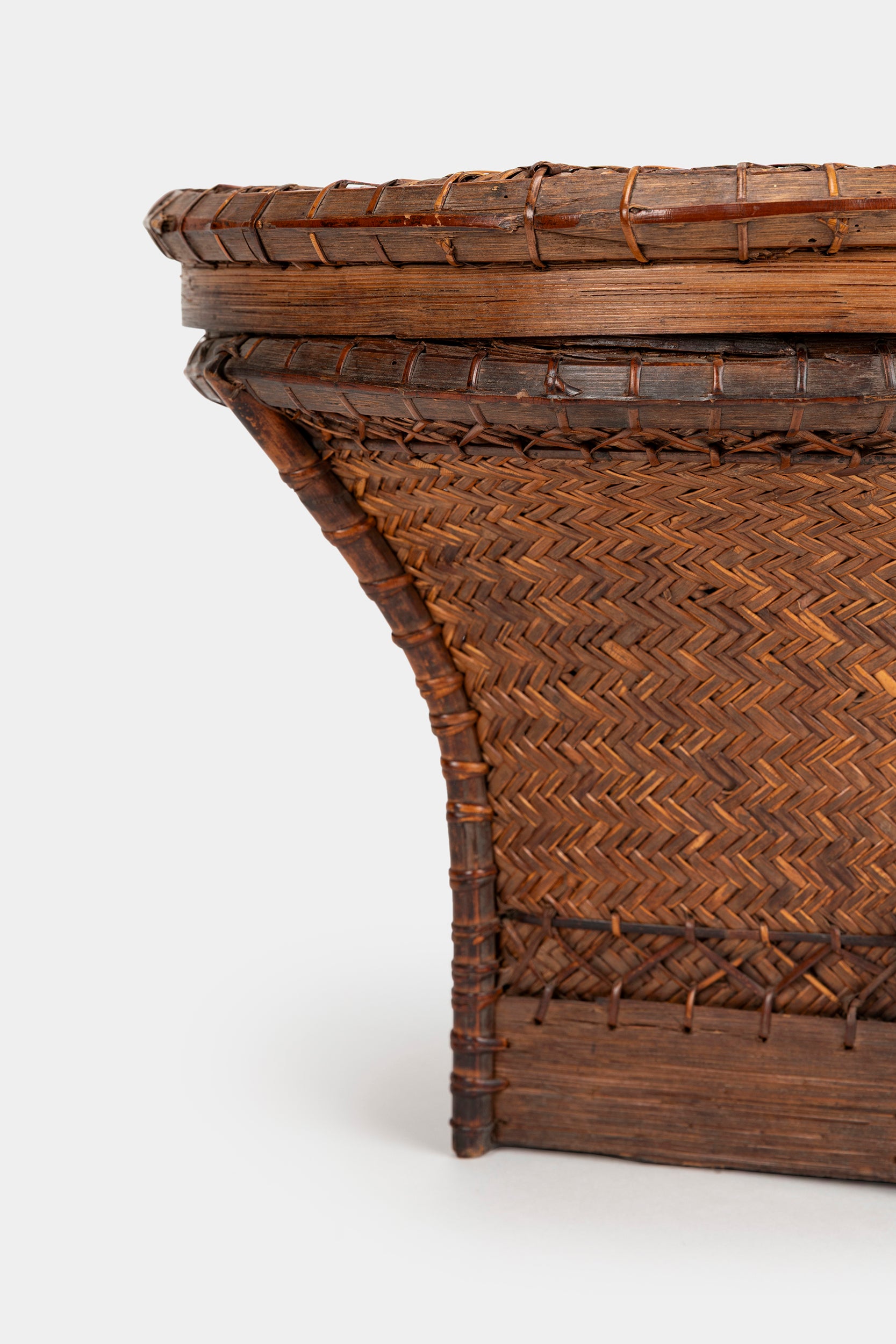 Lampung basket with lid, South Sumatra, 30s