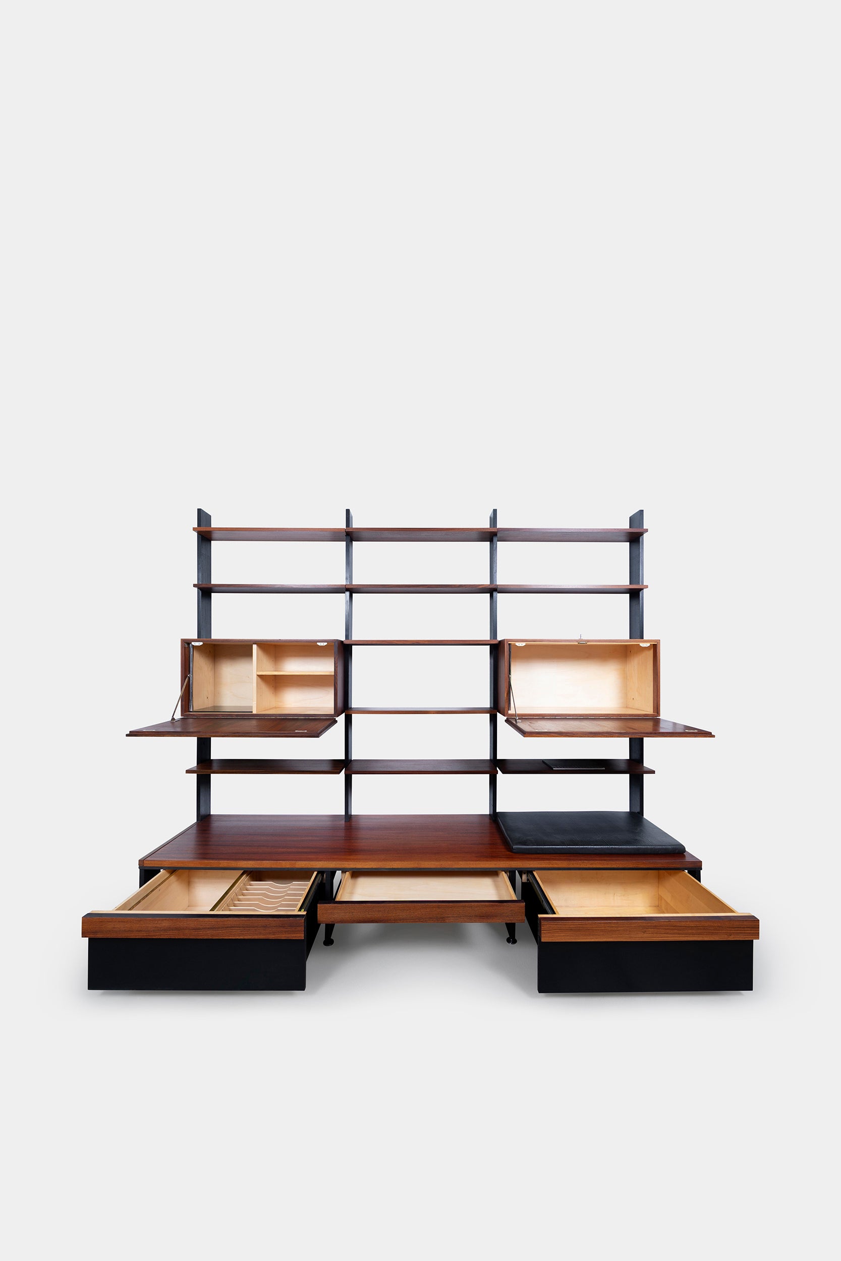 Dieter Waeckerlin shelf DW2, Idealheim, Switzerland, 1960s