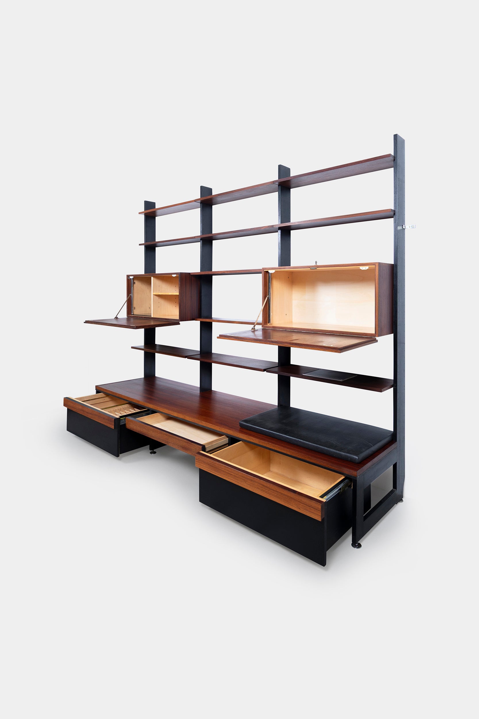 Dieter Waeckerlin shelf DW2, Idealheim, Switzerland, 1960s