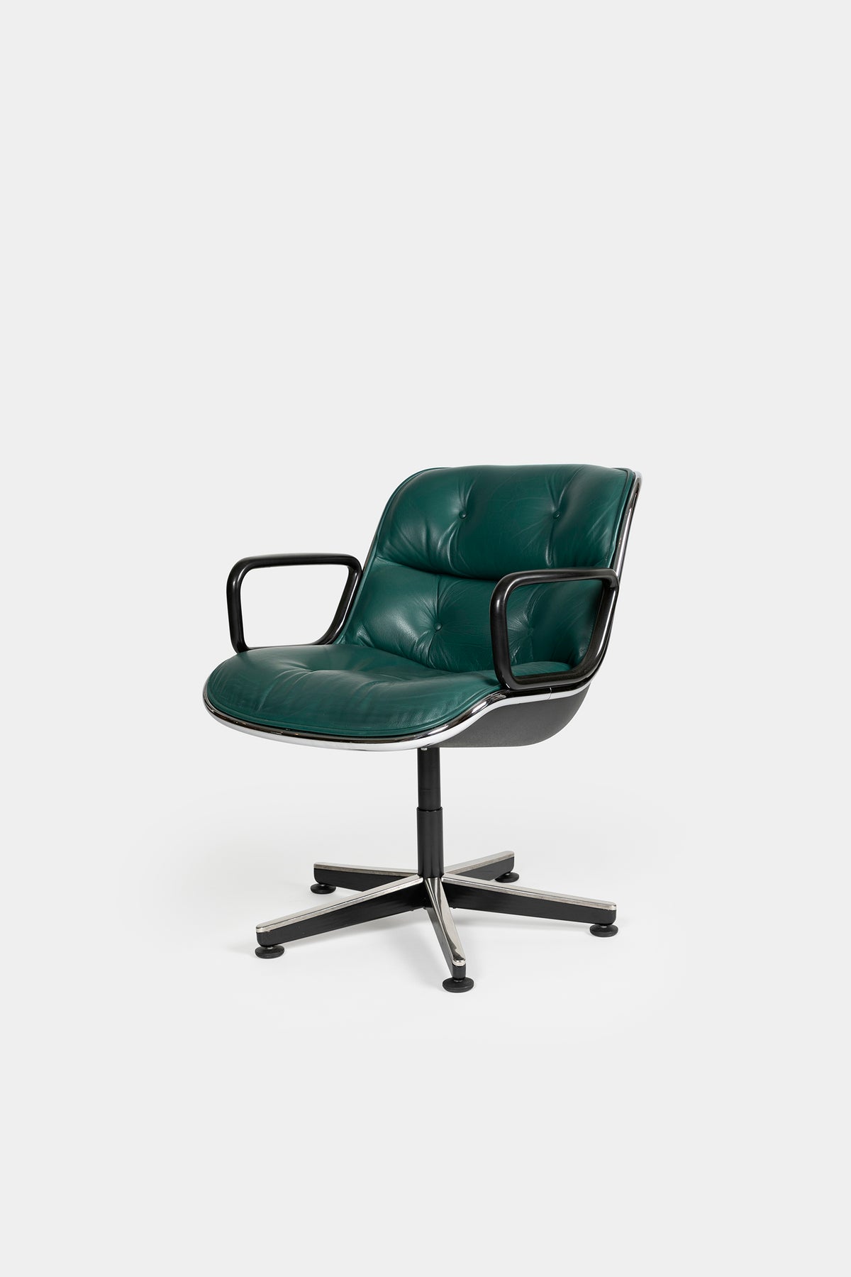 1 Charles Pollock, Executive Chair, 12E1 Knoll, USA, 60er