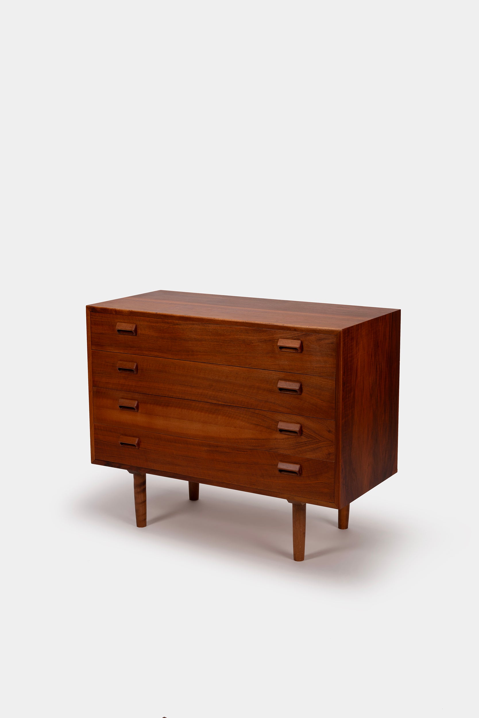 Børge Mogensen, Søborg Mobler Walnut Chest of Drawers, Denmark, 60s