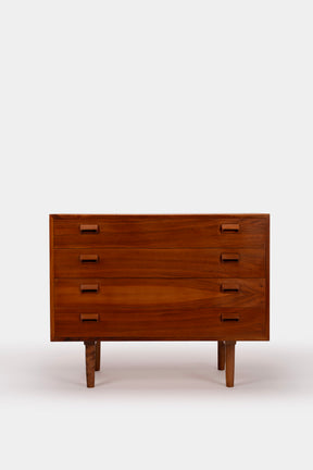 Børge Mogensen, Søborg Mobler Walnut Chest of Drawers, Denmark, 60s