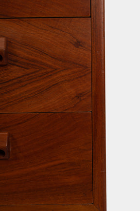 Børge Mogensen, Søborg Mobler Walnut Chest of Drawers, Denmark, 60s