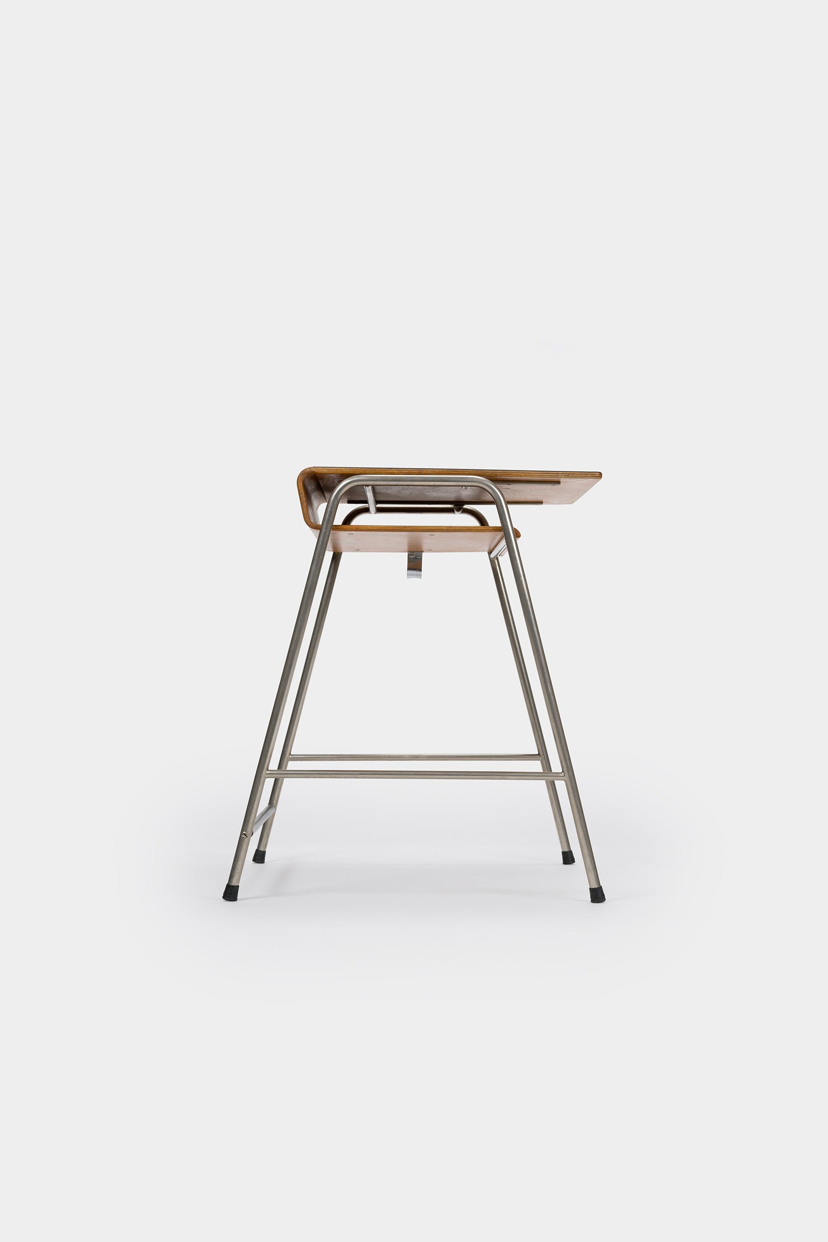 Arne Jacobsen, MUNKEGAARD ​​School Desk and Chair 3105, Denmark, 50s