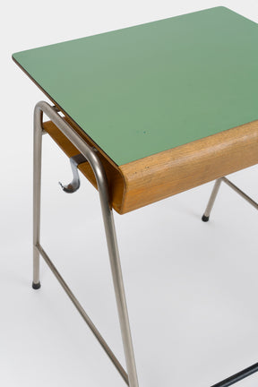 Arne Jacobsen, MUNKEGAARD ​​School Desk and Chair 3105, Denmark, 50s
