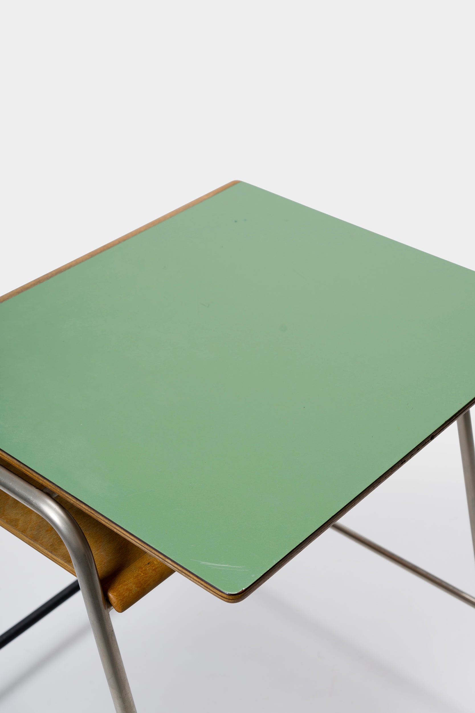 Arne Jacobsen, MUNKEGAARD ​​School Desk and Chair 3105, Denmark, 50s