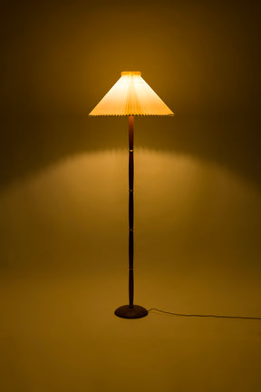 Dänische Teak Stehlampe, Le Klint 40er