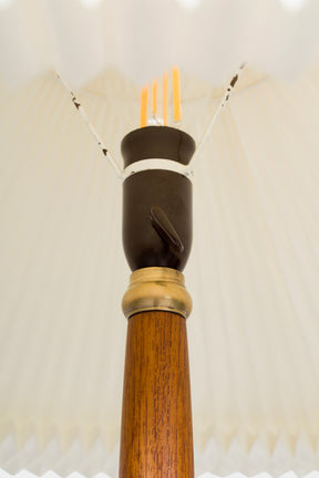 Dänische Teak Stehlampe, Le Klint 40er