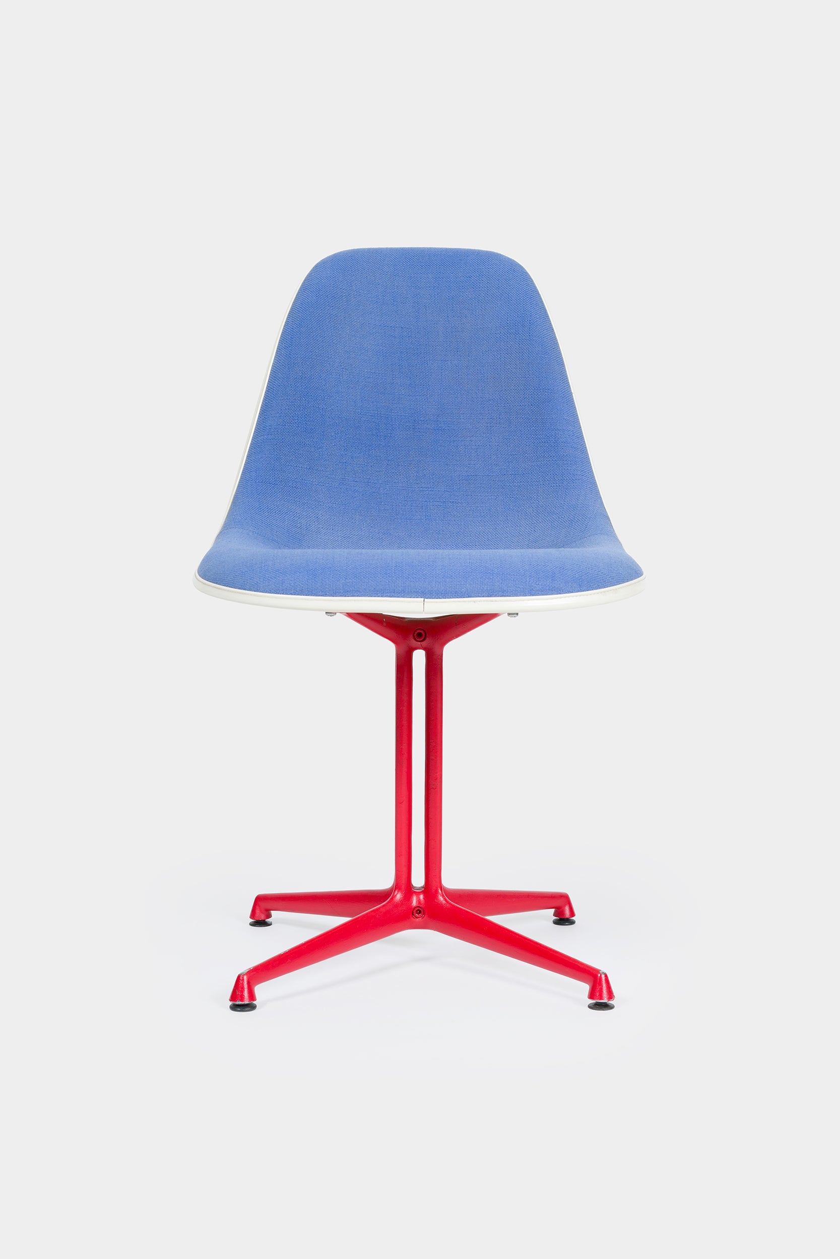 Charles & Ray Eames, Herman Miller, Blue La Fonda Chair, New York, 60s