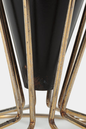 schirm-ständer-vitra-tütenform-60er-schwarz
