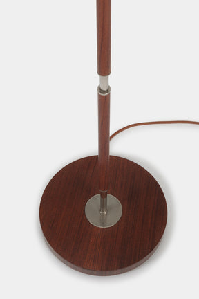 teak-steh-lampe-temde-60er-seiden-lampenschirm
