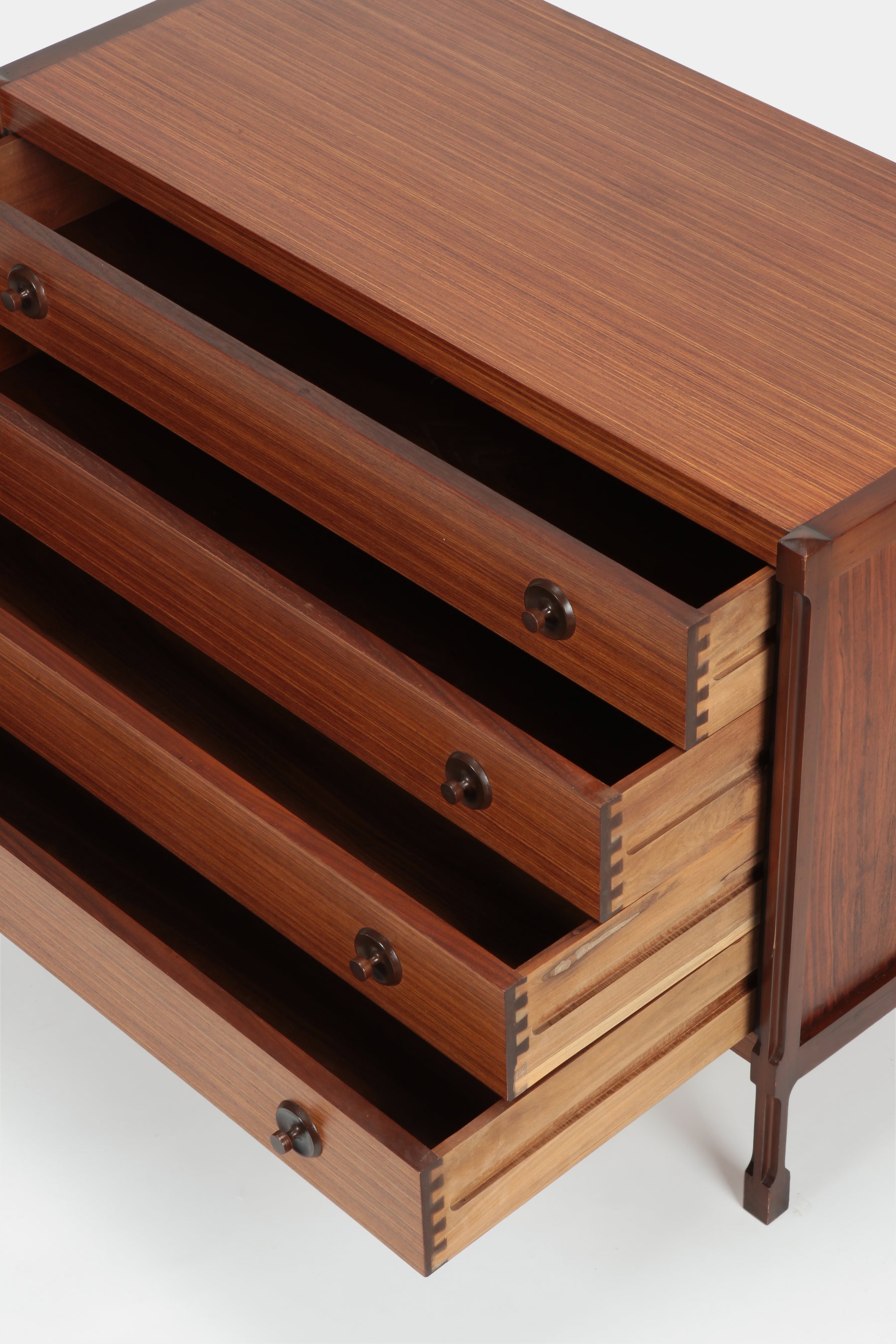 Italian Rosewood chest of drawers, Ico Parisi Attr.