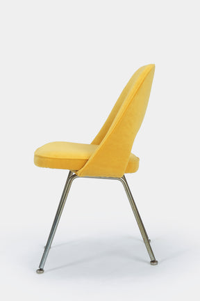 2 Eero Saarinen chair model 72 Knoll Int. 50s