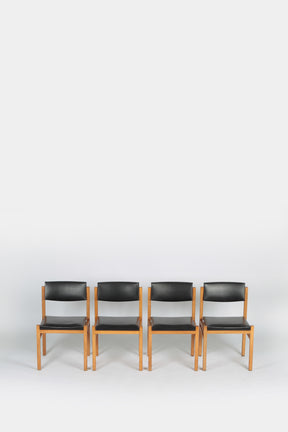 Set with 4 Hermann Baur chairs, oak and leather 60s