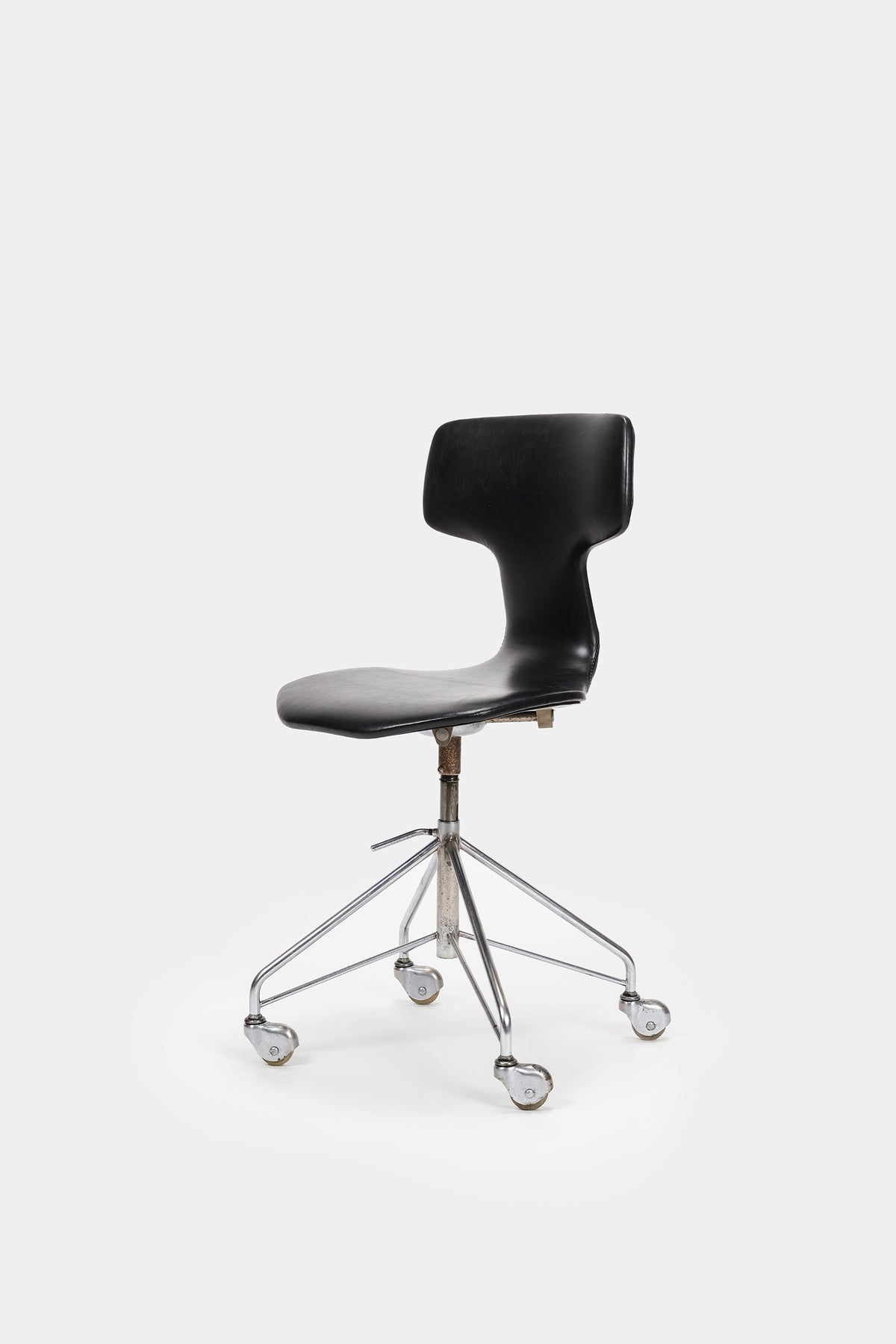 Arne Jacobsen, Office Chair, Leather, Fritz Hansen, 60s