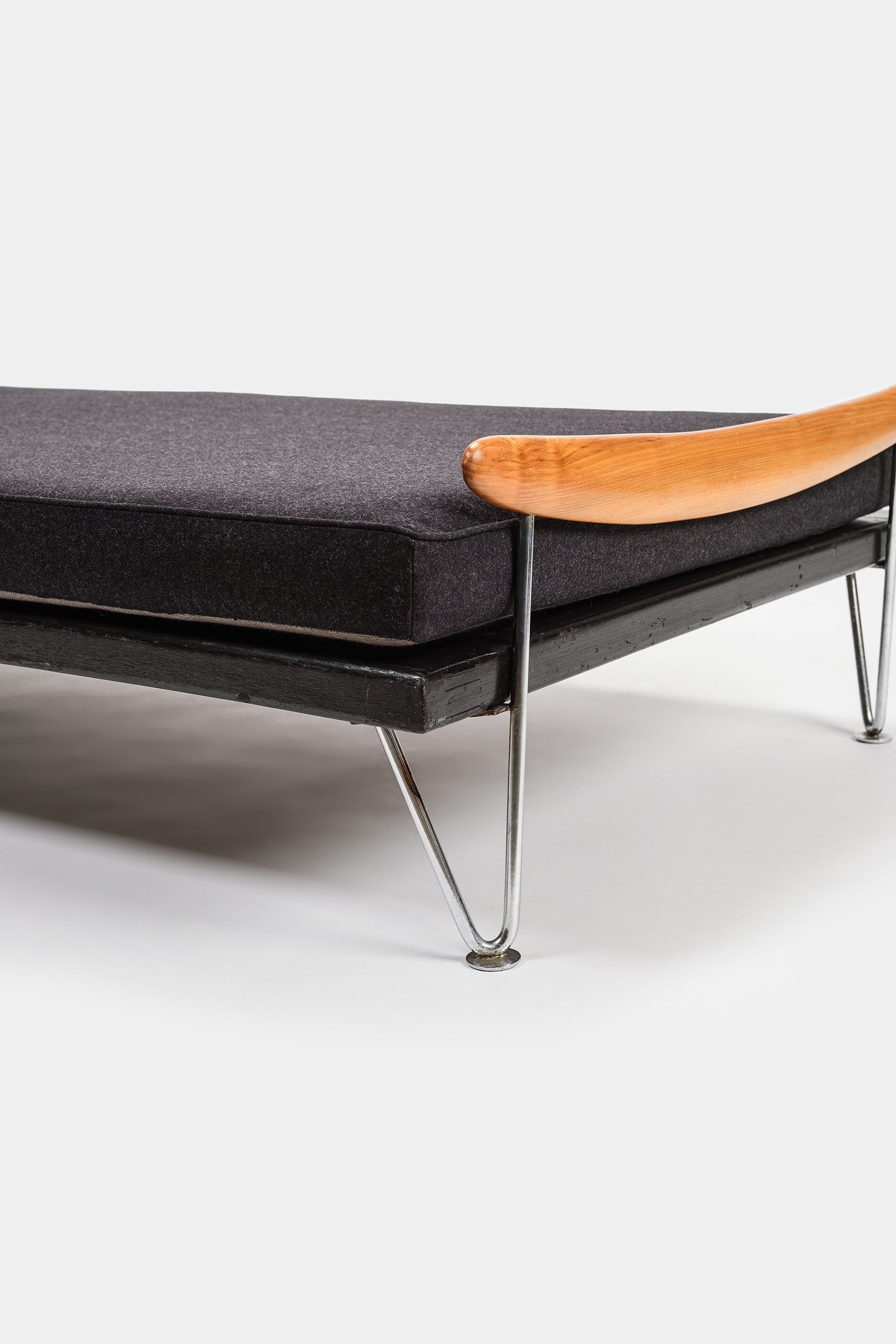 Fred Ruf, Daybed, ash wood, 50s