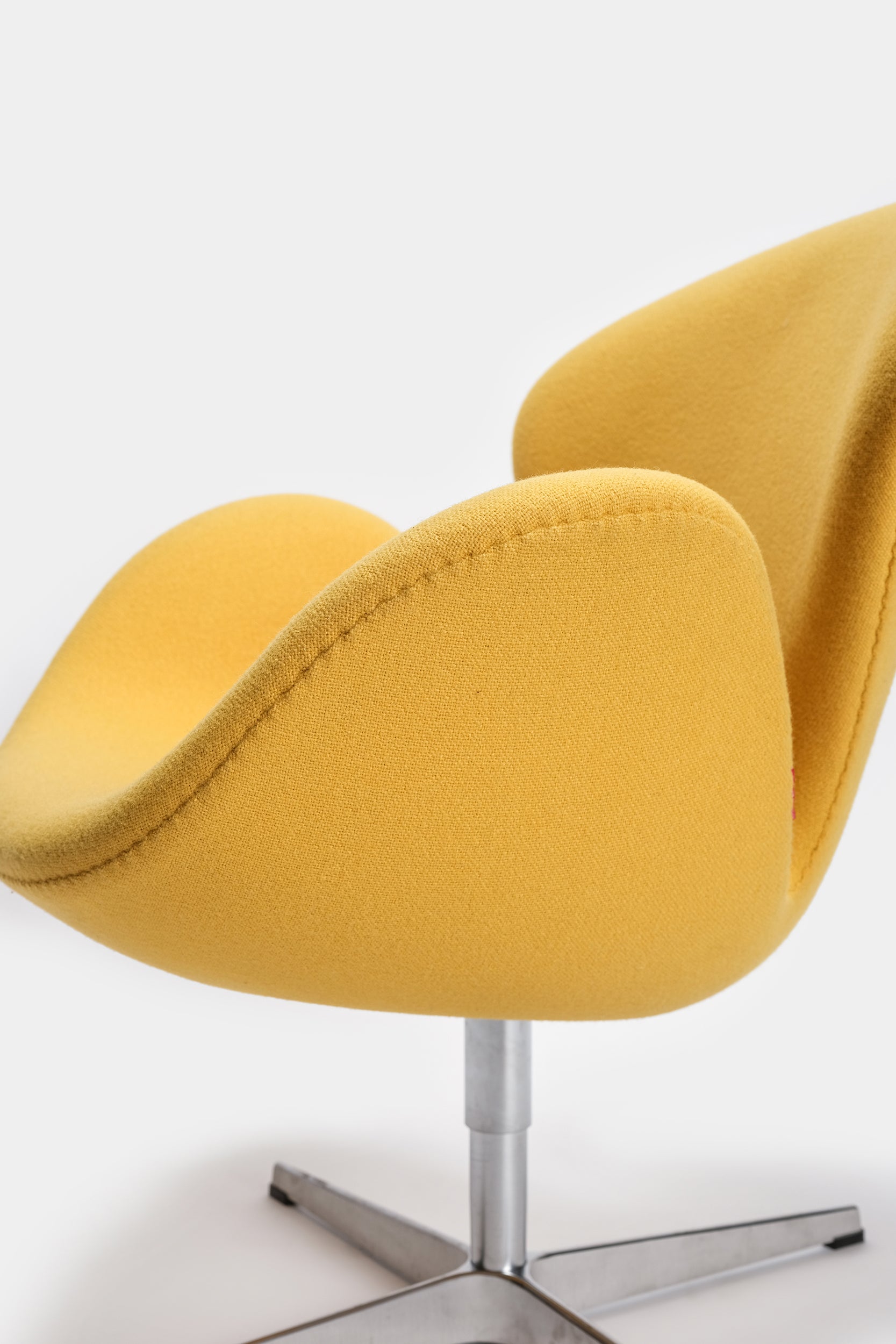 Arne Jacobsen Swan Chair, Fritz Hansen, 60er