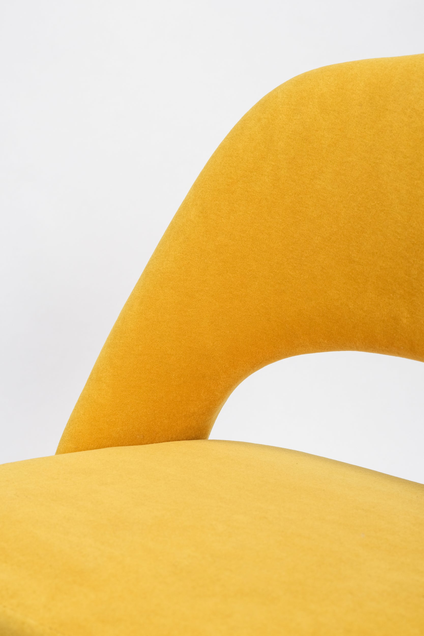 Eero Saarinen chair, model 72, Knoll Int., 50s