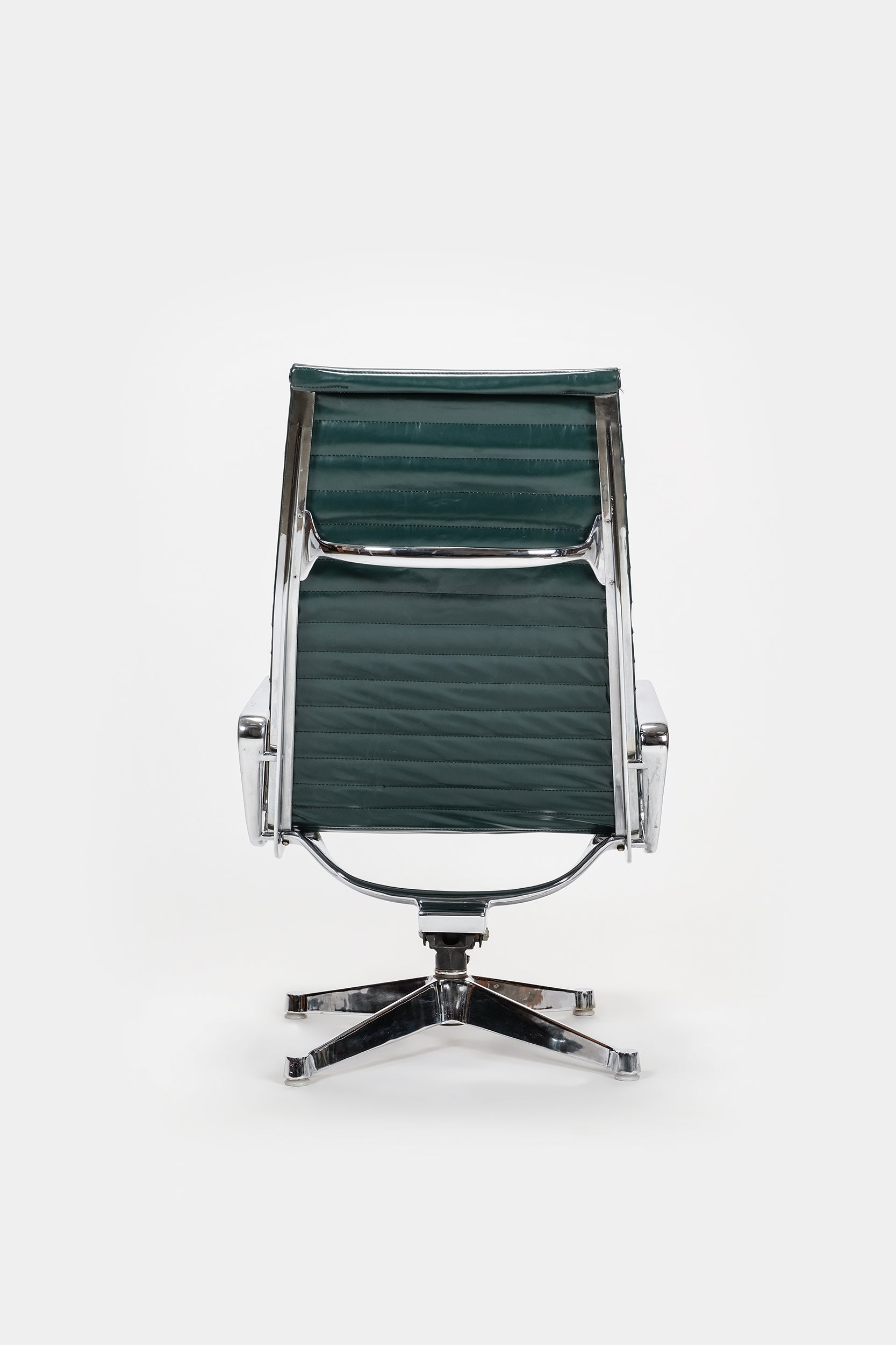 2 Charles Eames Aluminium Group Lounge Chairs, Hermann Miller, 60er